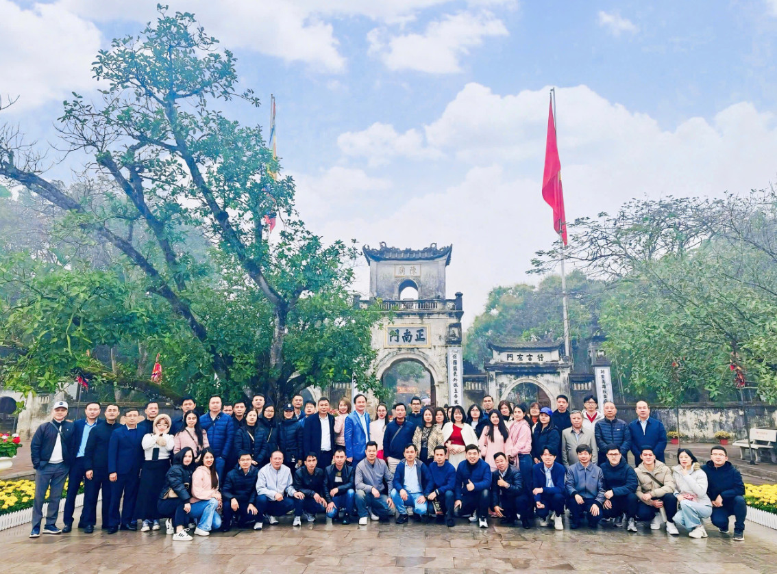 CBNV Công ty CPTM Dầu khí An Dương du xuân đầu năm 2025